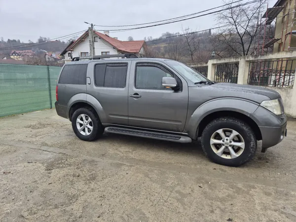 De vânzare - Nissan Pathfinder 