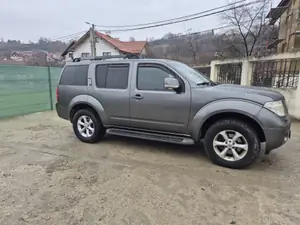 De vânzare - Nissan Pathfinder  - Thumbnail 2
