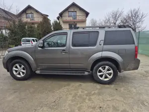 De vânzare - Nissan Pathfinder  - Thumbnail 3