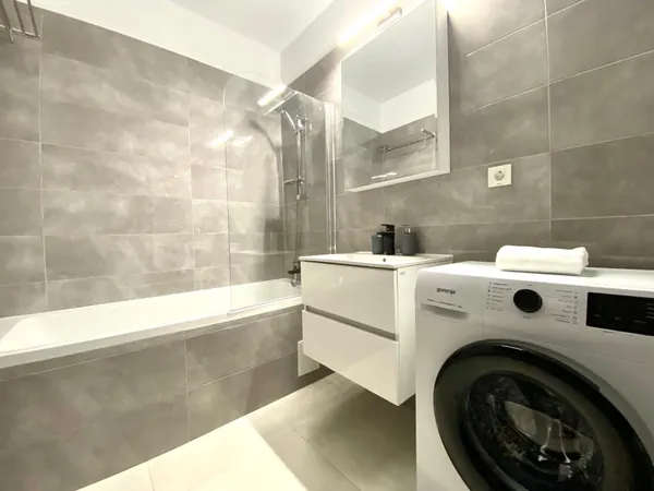 Vand apartament 2 camere Soho Residence Triaj etaj 6 langa Coresi