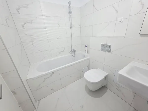 Inchiriez apartament 3 camere bloc nou partial mobilat Casa Nobel Lior