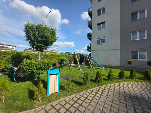 Vand 3 camere decomandat Mozaic Residence Tractorul Coresi