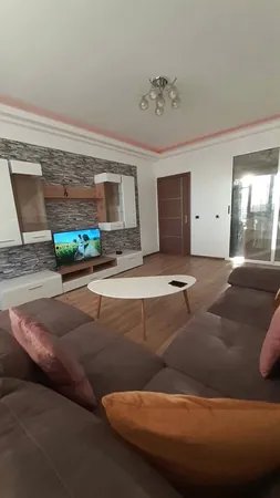 Vand apartament 2 camere complex Isaran Coresi cu parcare