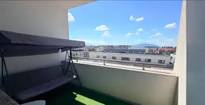 Vand apartament 2 camere complex Isaran Coresi cu parcare - Thumbnail 10