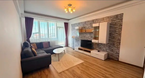Vand apartament 2 camere complex Isaran Coresi cu parcare