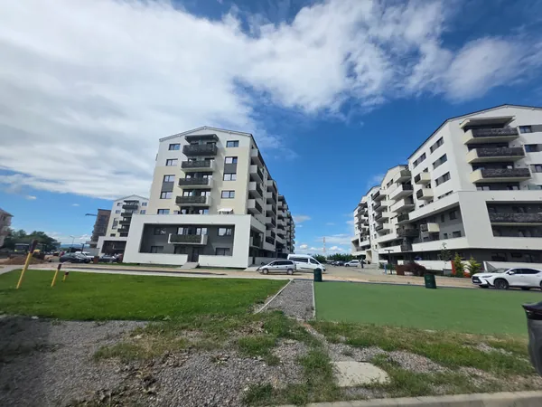 Vand studio bloc nou 2026 Vivamus Residence