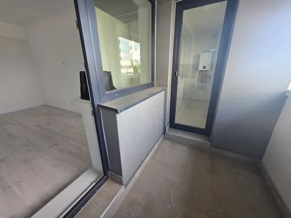 Vand studio bloc nou 2026 Vivamus Residence