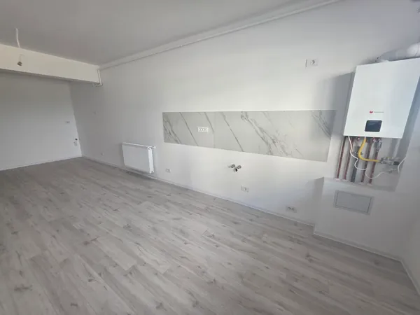 Vand studio bloc nou 2026 Vivamus Residence