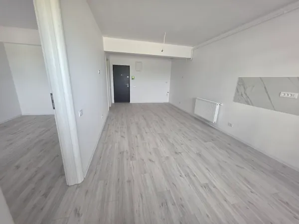 Vand studio bloc nou 2026 Vivamus Residence
