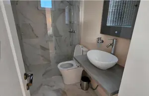 Vand apartament renovat la 5 minute de Centrul Istoric - Thumbnail 10