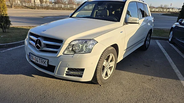 Mercedes-Benz GLK 250 CDI 4Matic (204 CP) - Image 1