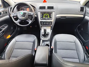 Skoda Octavia Diesel - Thumbnail 6